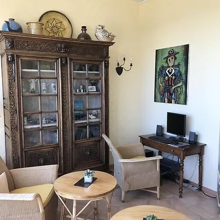 Hotel Grand Moriaz Le Lavandou