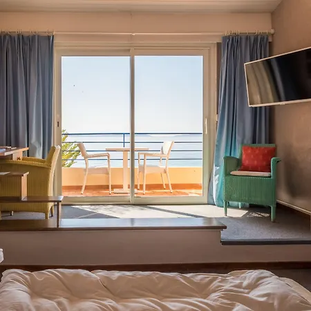 Hotel Grand Moriaz Le Lavandou