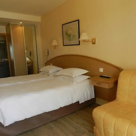 Grand Moriaz Hotel Le Lavandou